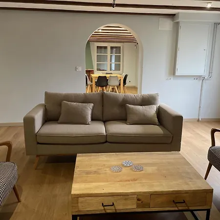 Grande Maison Familiale